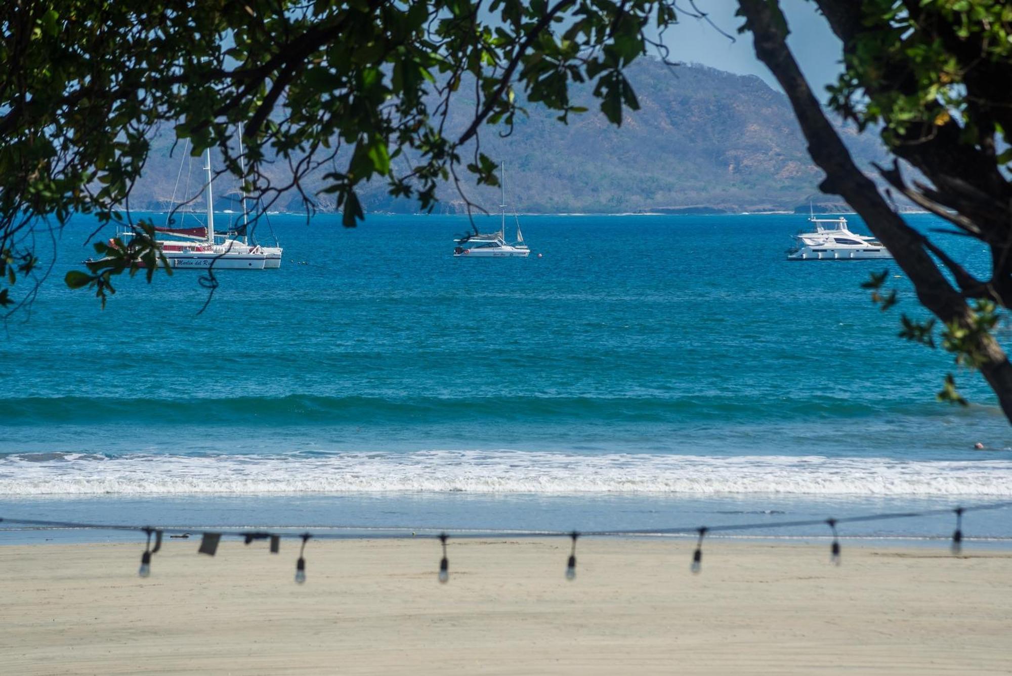 The Coast Beachfront Hotel 타마린도 객실 사진
