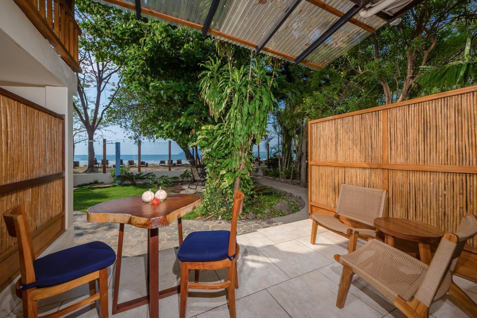 The Coast Beachfront Hotel 타마린도 객실 사진